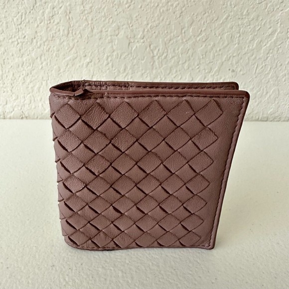 BOTTEGA VENETA Intrecciato Leather Bi-Fold Card Holder Wallet Snap On Dusty Pink - Picture 4 of 13